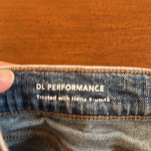 Girls designer denim skirt - DL1961 - size 10, good used condition - Picture 4 of 5